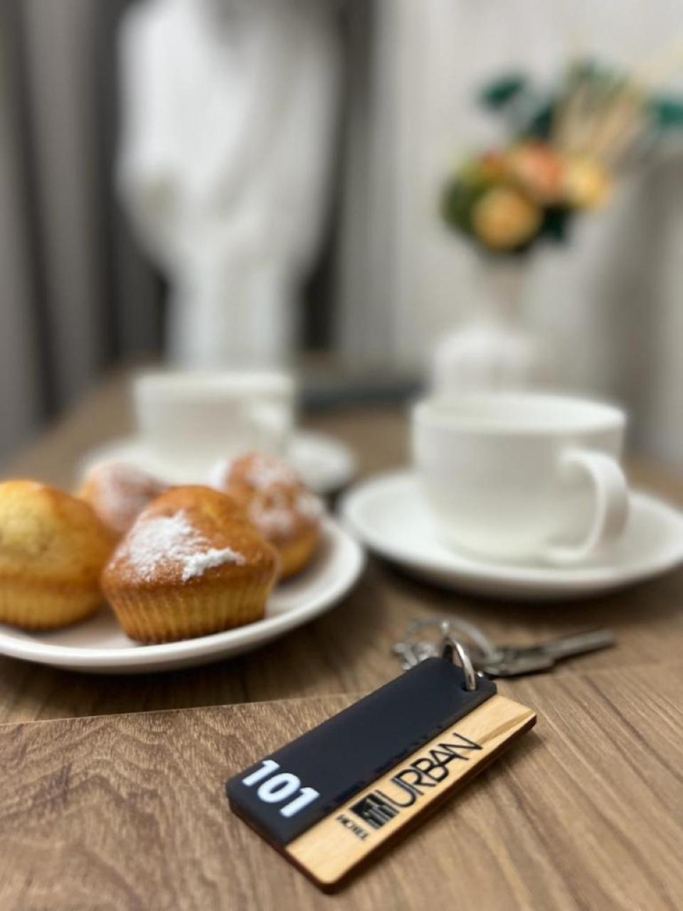 Urban Hotel Бишкек Екстериор снимка